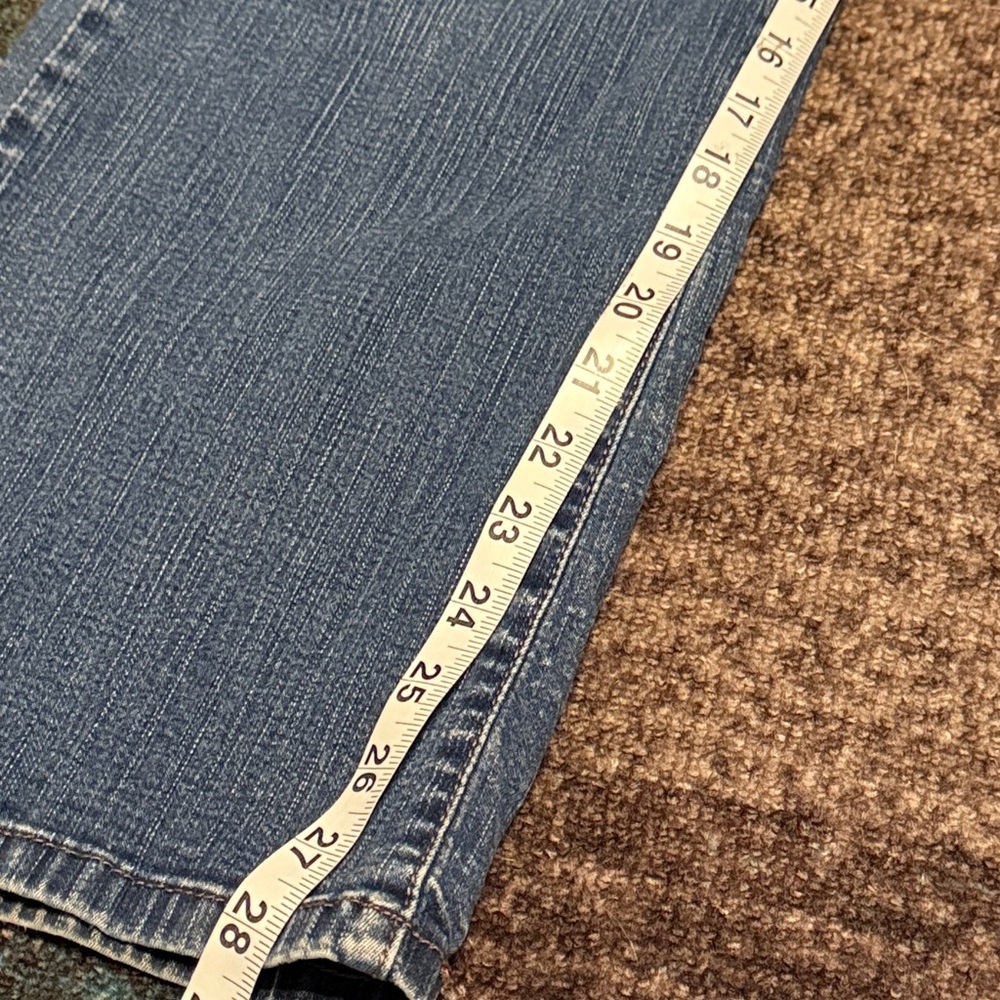 Levi's Perfectly Slimming Bootcut 512 Women's Jeans 14 Short - Picture 3 of 5